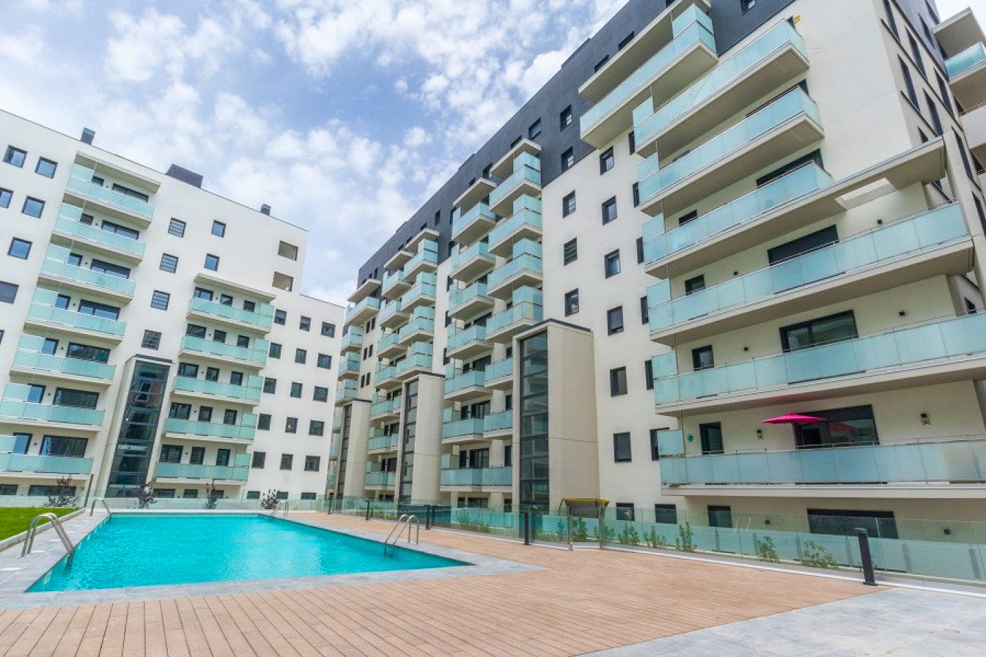 Vibrant apartment near the Gran Via Mall