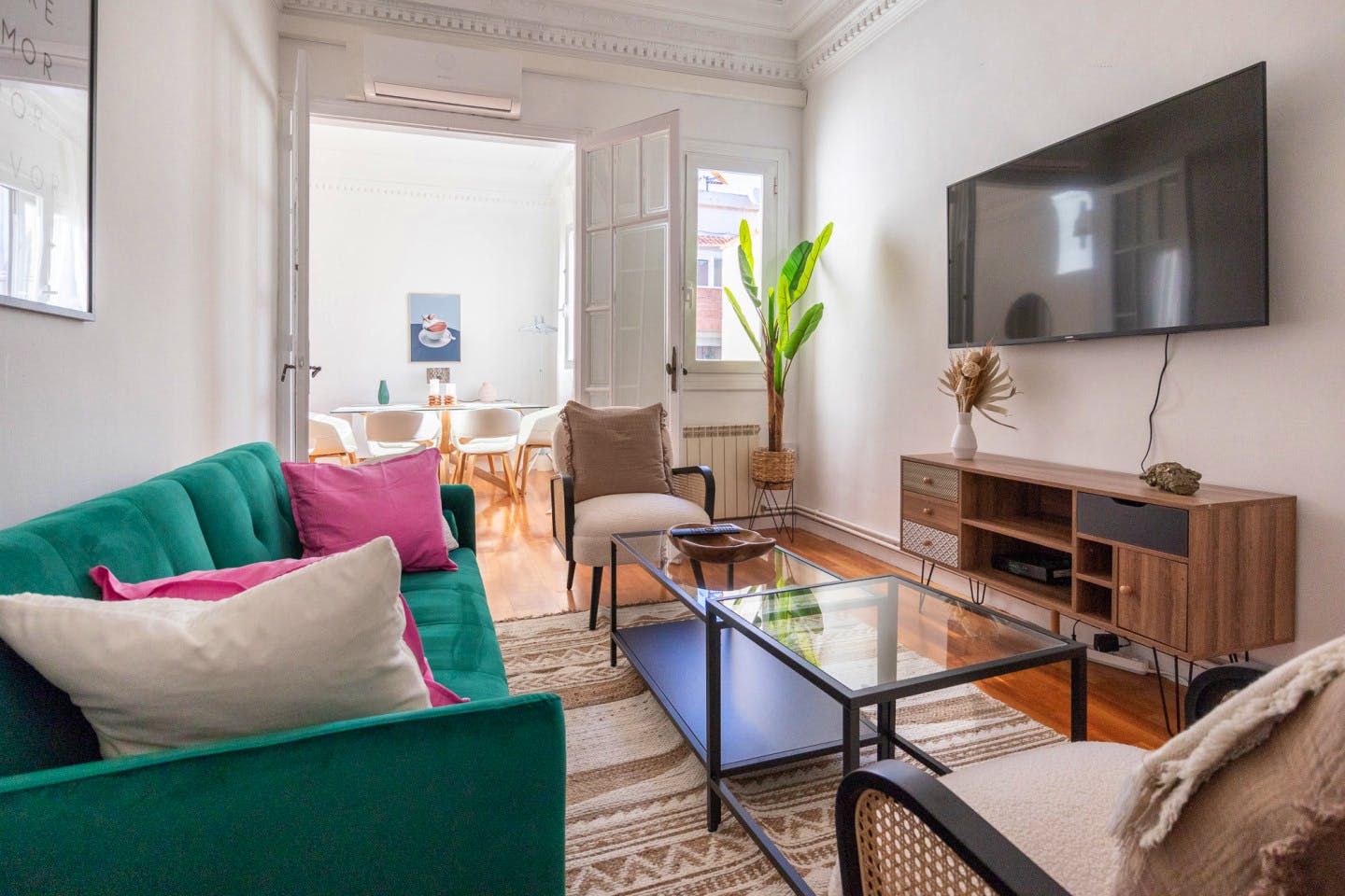 Luxury apartment near Mercat Galvany Market