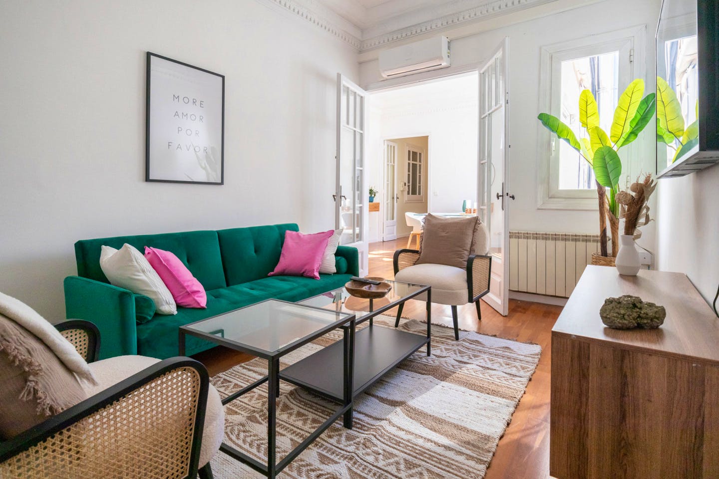 Luxury apartment near Mercat Galvany Market