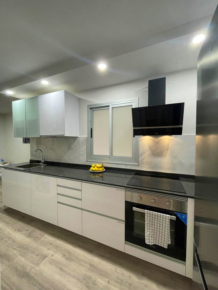 Vibrant Coliving Space for Digital Nomads in Authentic La Isleta
