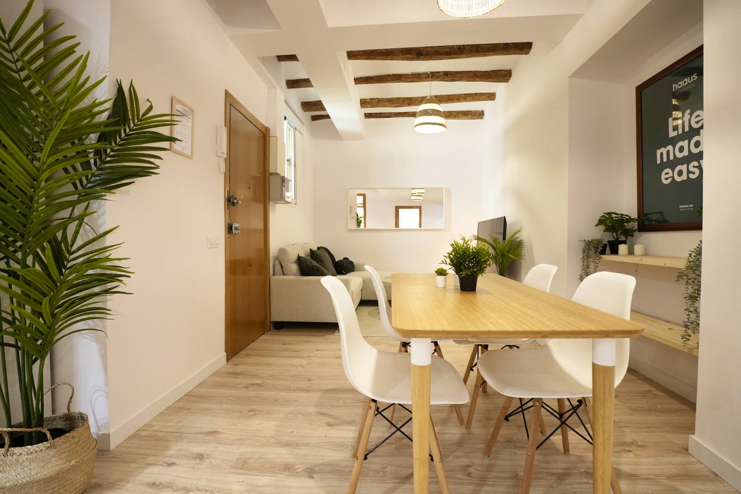 Charming Designer Coliving Space in Historic Ciutat Vella, Barcelona