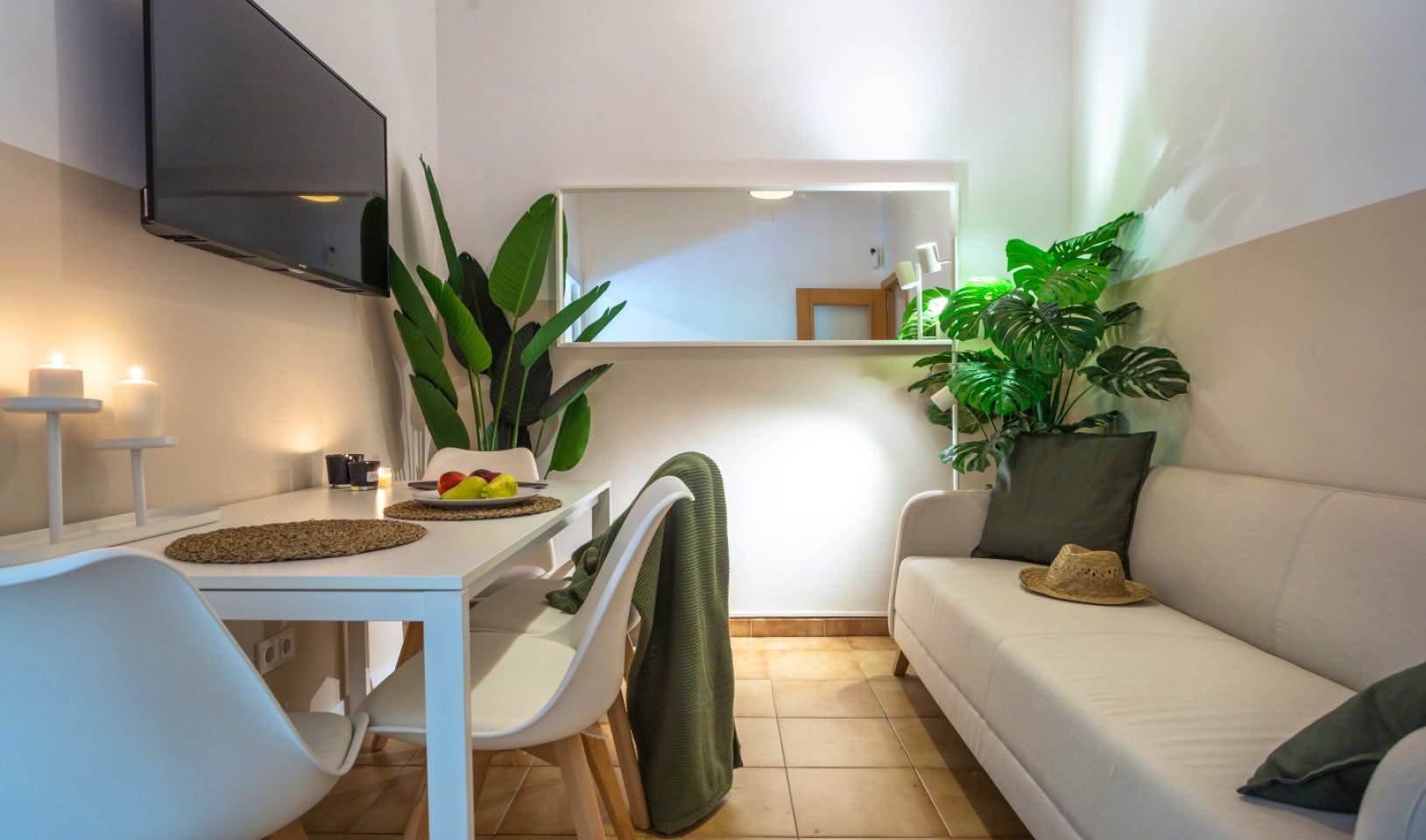 Serene Wabi-Sabi Coliving on Rambla del Raval in Historic Ciutat Vella