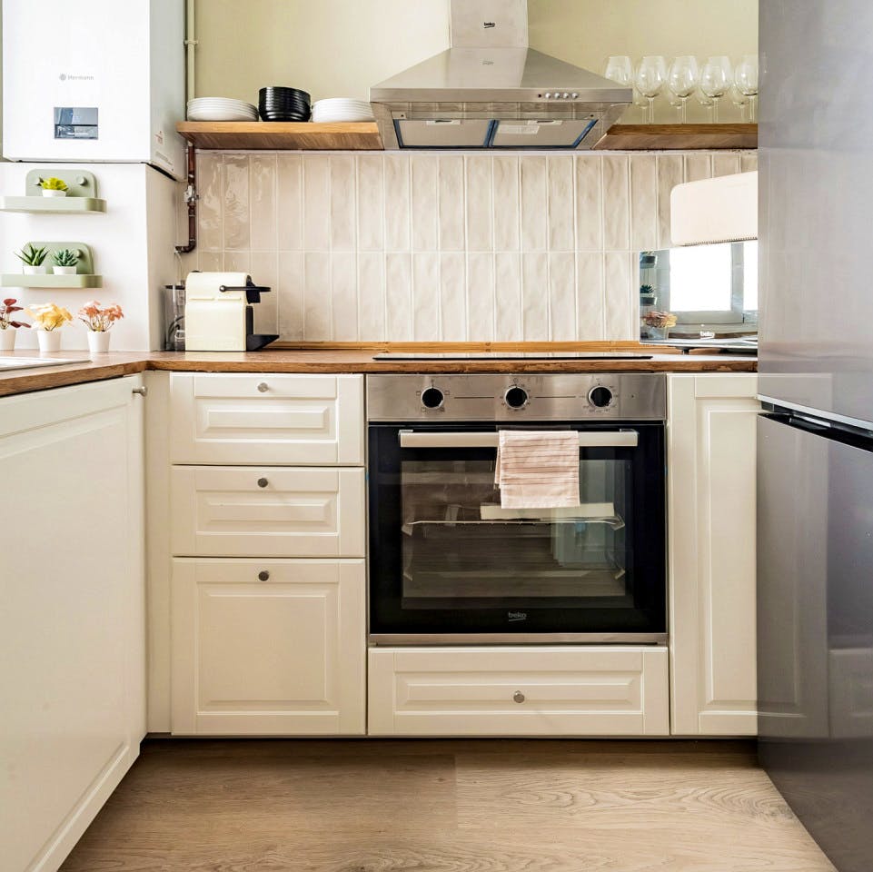 Renovated & Stylish apartment in El Born