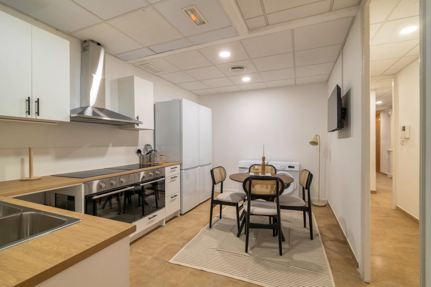 Modern and Vibrant Coliving in Central L'Eixample, Barcelona