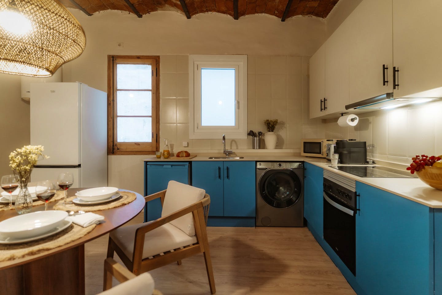 Beautifully Renovated Coliving in the Heart of Vibrant Ciutat Vella