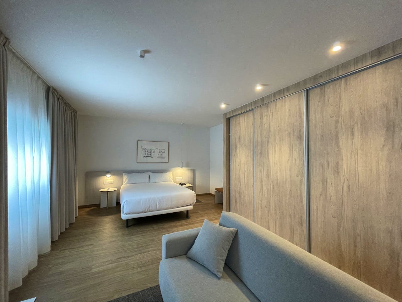 Elegant Stunning Complex w/ Coworking + Gym