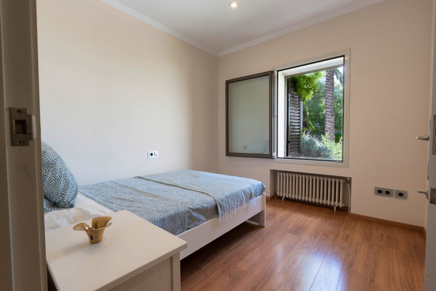 Gorgeous home near La Vallesa Subway Station
