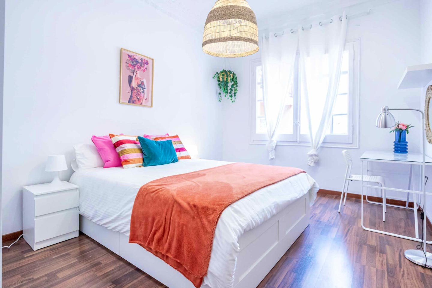 Stunning apartment near Mercat Galvany Market