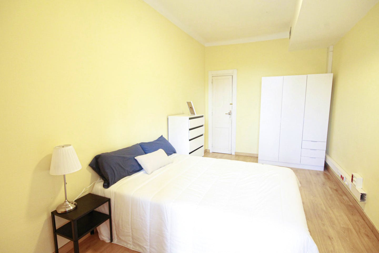 Brilliant apartment nearby the Hospital Clínic Metro Station
