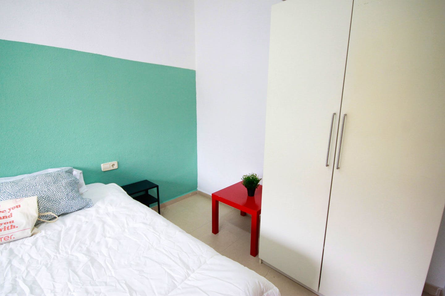 Cozy apartment near Polideportivo La Sagi