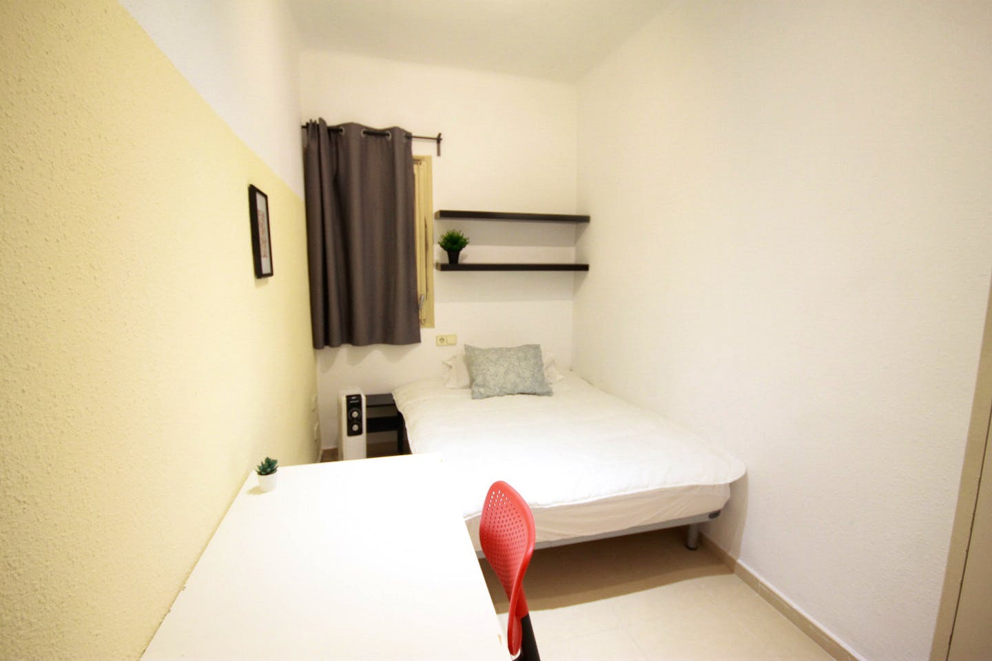 Cozy apartment near Polideportivo La Sagi