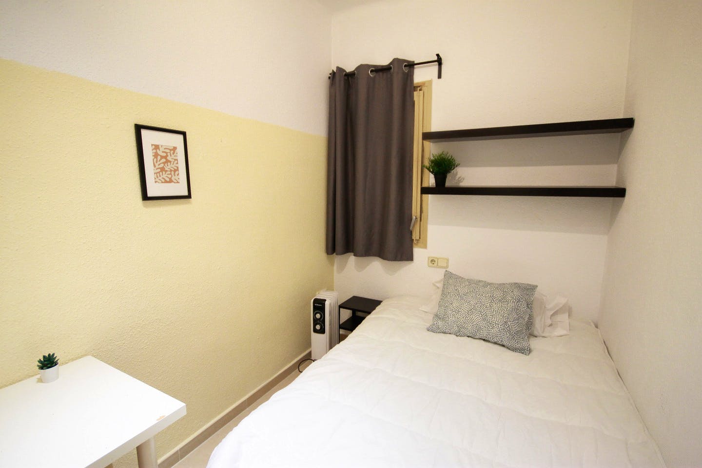 Cozy apartment near Polideportivo La Sagi