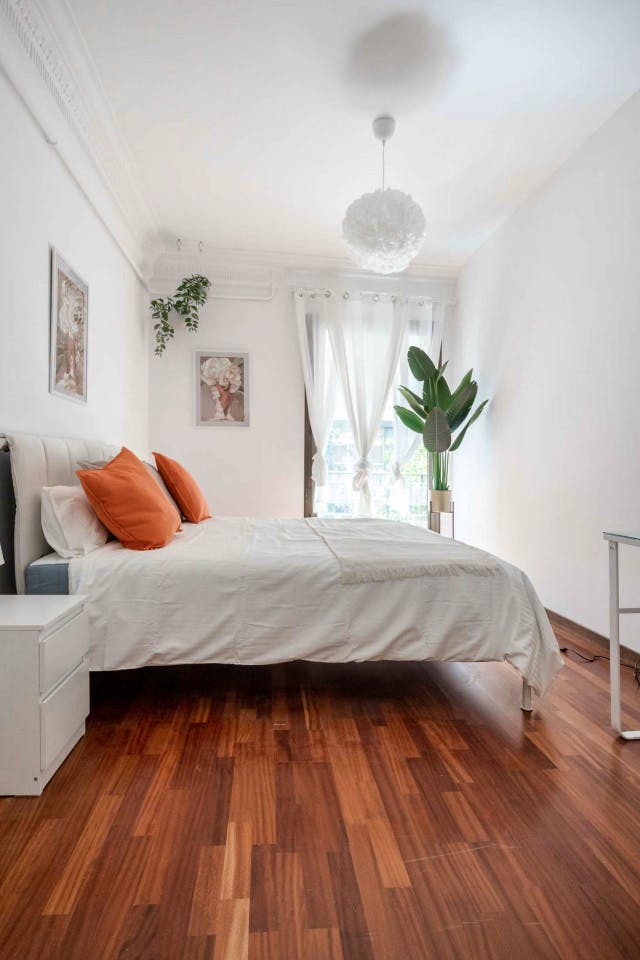 Stylish apartment near Mercat Galvany