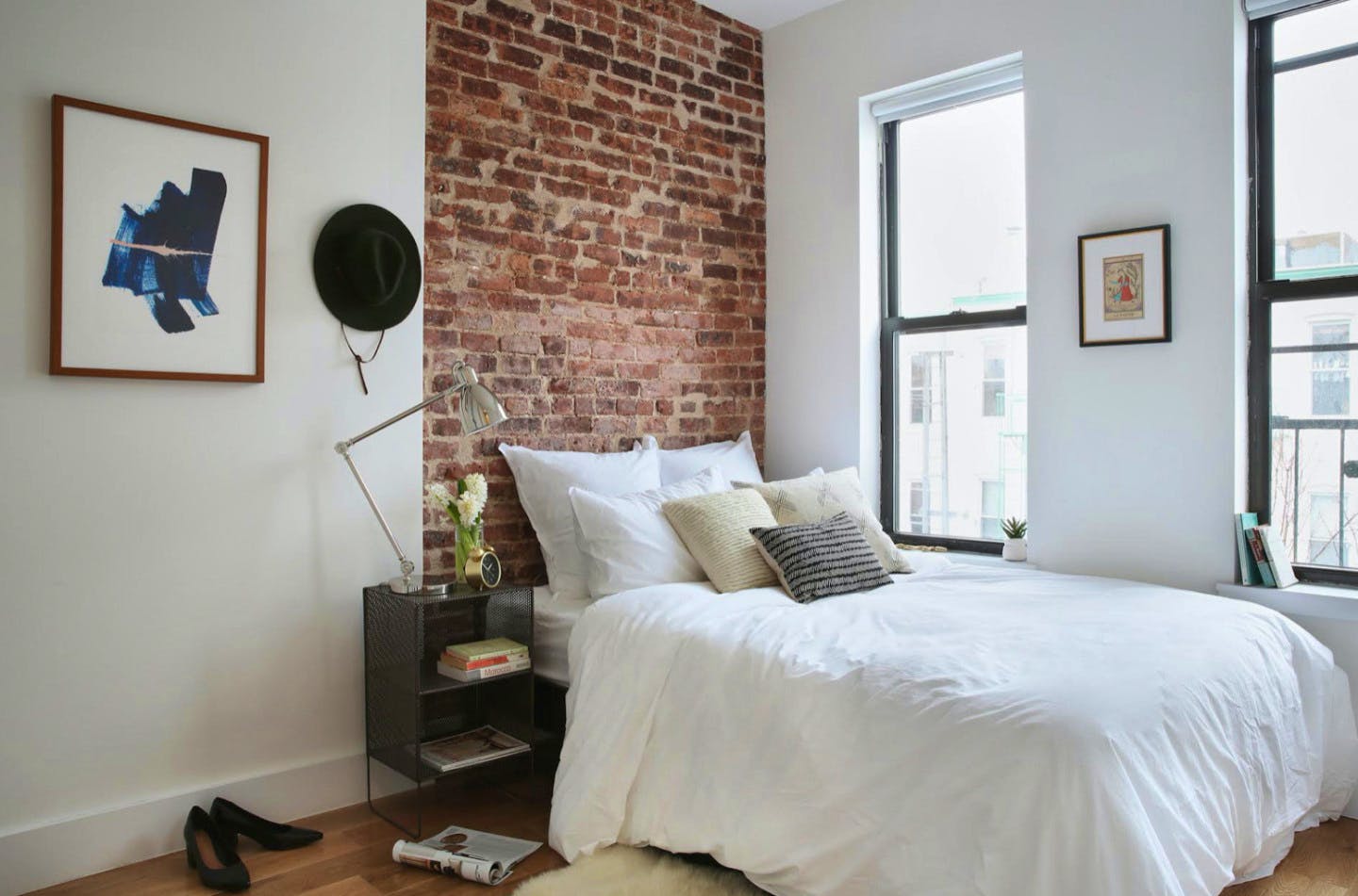 Stunning Elegant Apt. w/ BBQ near Forest Av Metro Station