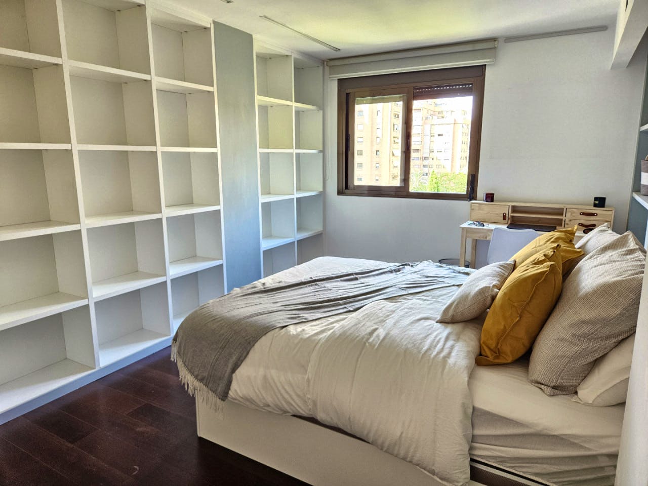 Modern apartment near Poliesportiu de Benimaclet