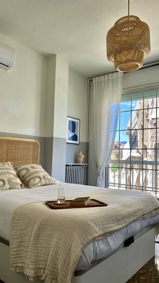Stunning apartment near Plaça de la Sagrada Família