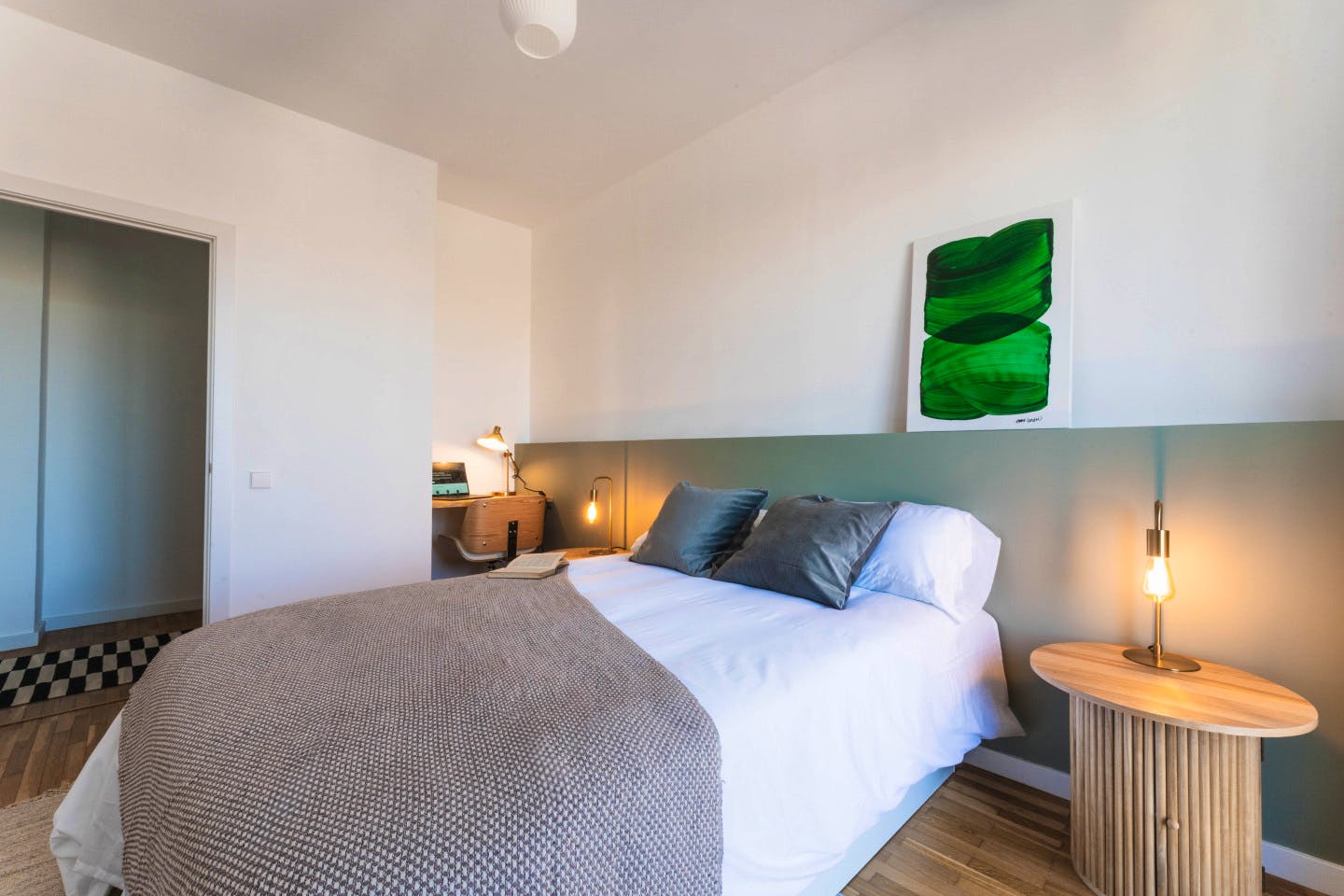 Stylish apartment near Plaça de la Sagrada Família