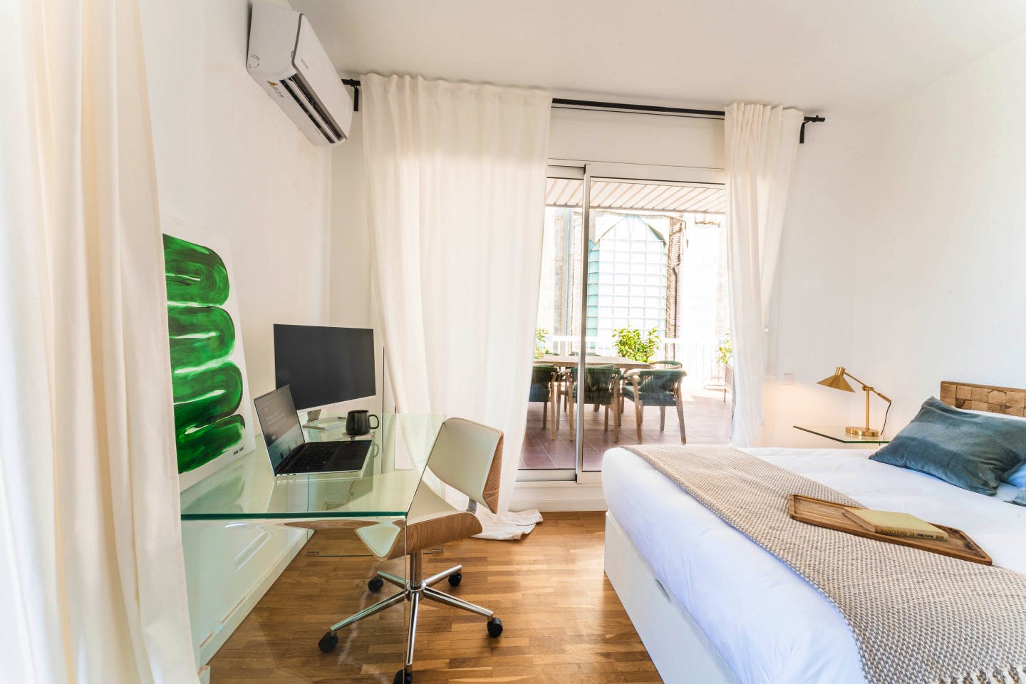 Stylish apartment near Plaça de la Sagrada Família