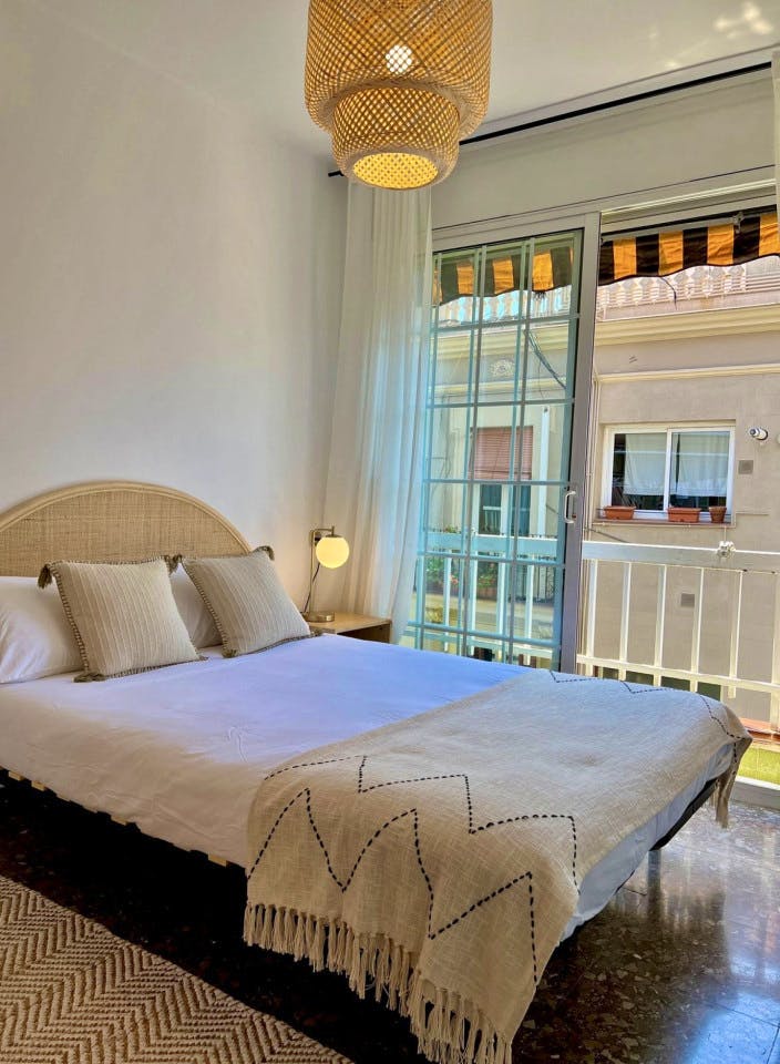 Stunning apartment near Plaça de la Sagrada Família