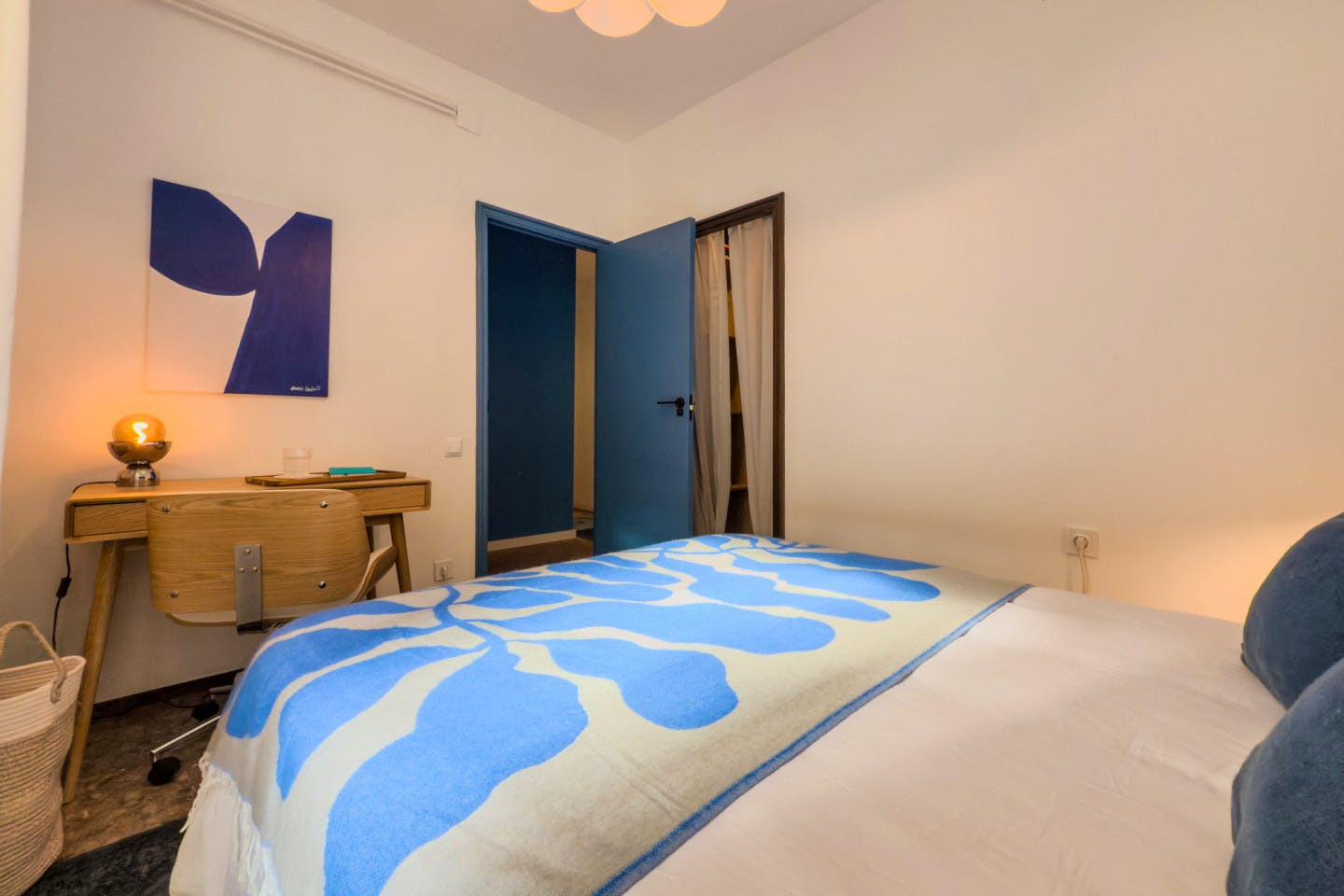 Stylish aparment near Plaça de la Sagrada Família