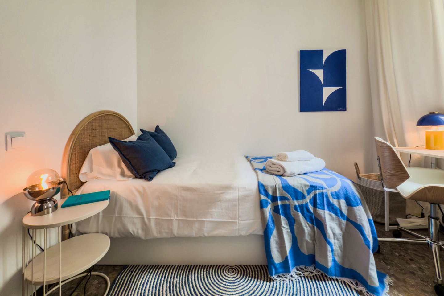 Stylish aparment near Plaça de la Sagrada Família
