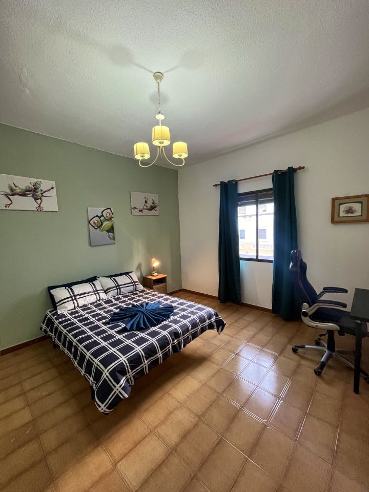 Modern Co-living Villa for Digital Nomads in Tranquil Ciudad Jardín