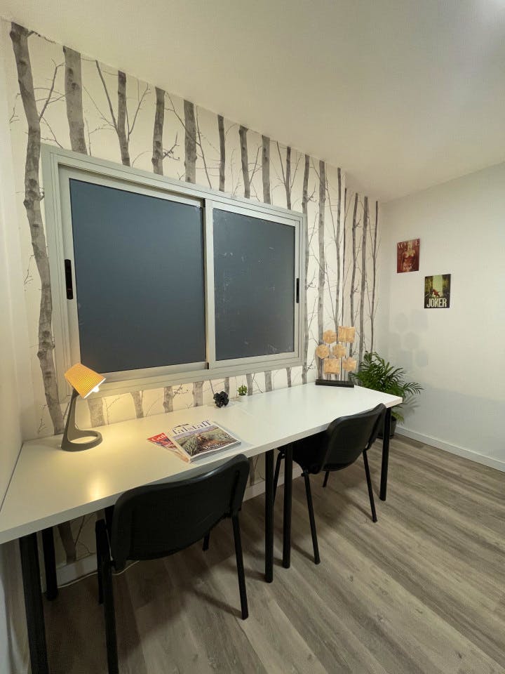 Vibrant Coliving Space for Nomads in Charming La Isleta, Las Palmas