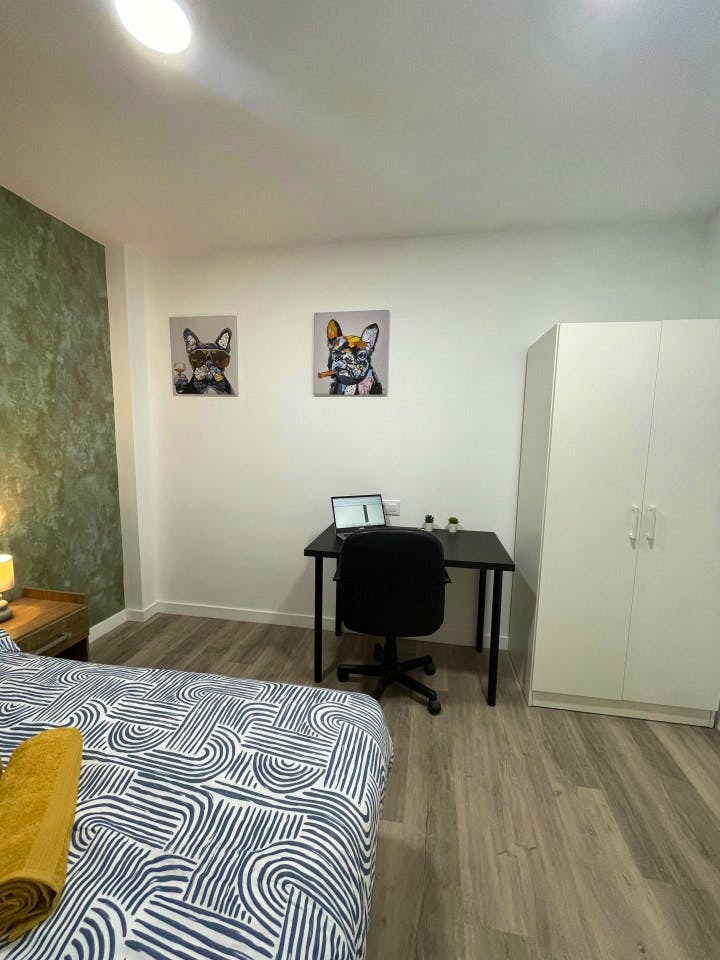 Vibrant Coliving Space for Digital Nomads in Authentic La Isleta