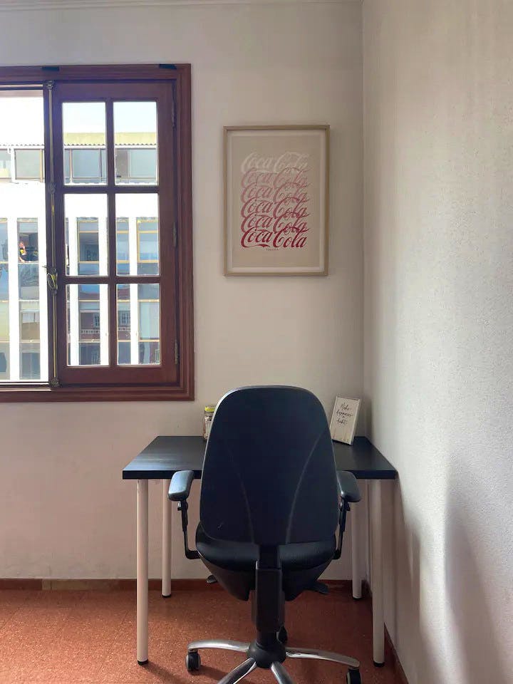 Spacious Coliving Oasis for Nomads in Lively Santa Catalina
