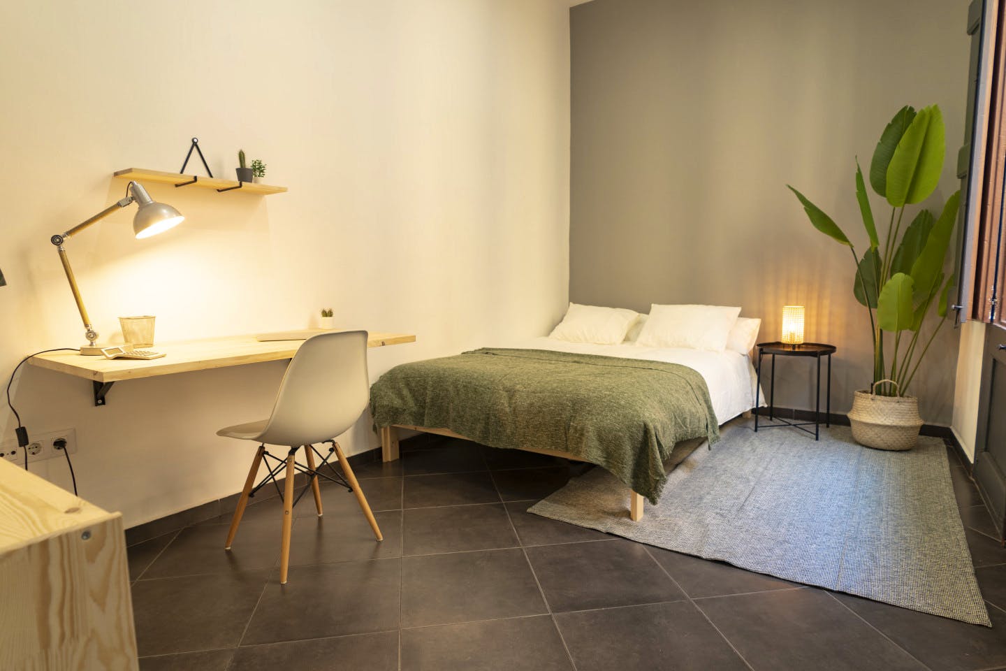 Stunning Designer Coliving in Ciutat Vella with Rooftop Views and Historic Charm