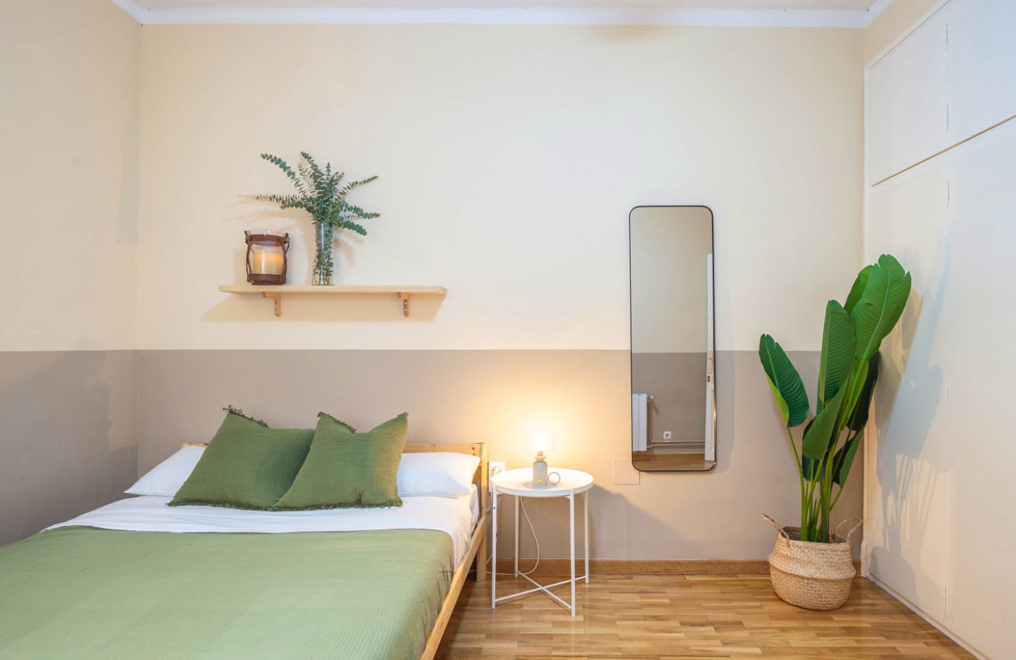 Elegant Coliving Space in Prime Sant Gervasi with Scenic Surroundings