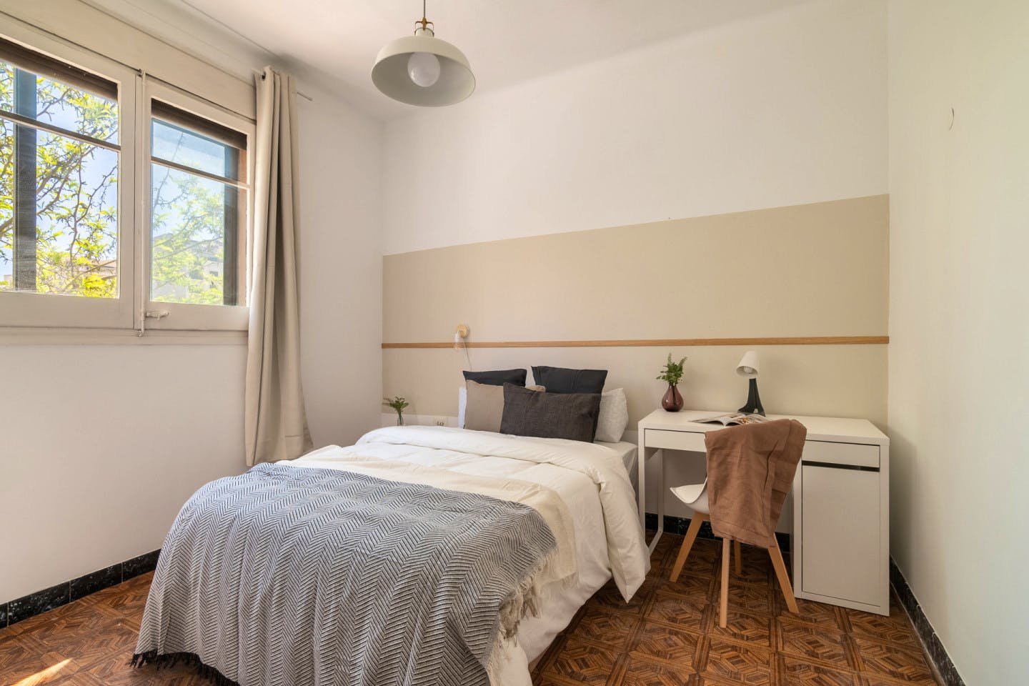 Modern All-Inclusive Coliving in Vibrant Sant Martí, Barcelona