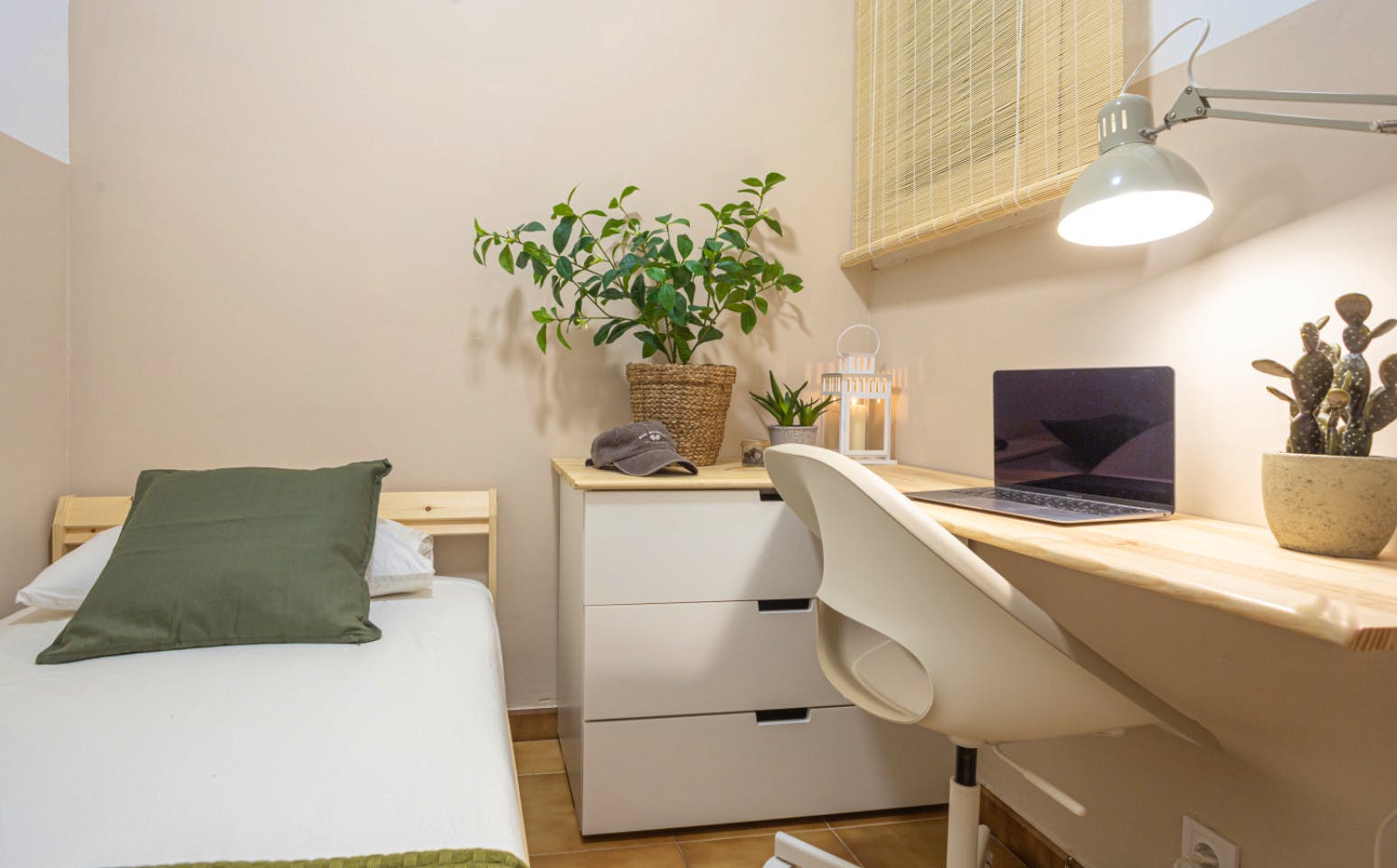 Serene Wabi-Sabi Coliving on Rambla del Raval in Historic Ciutat Vella