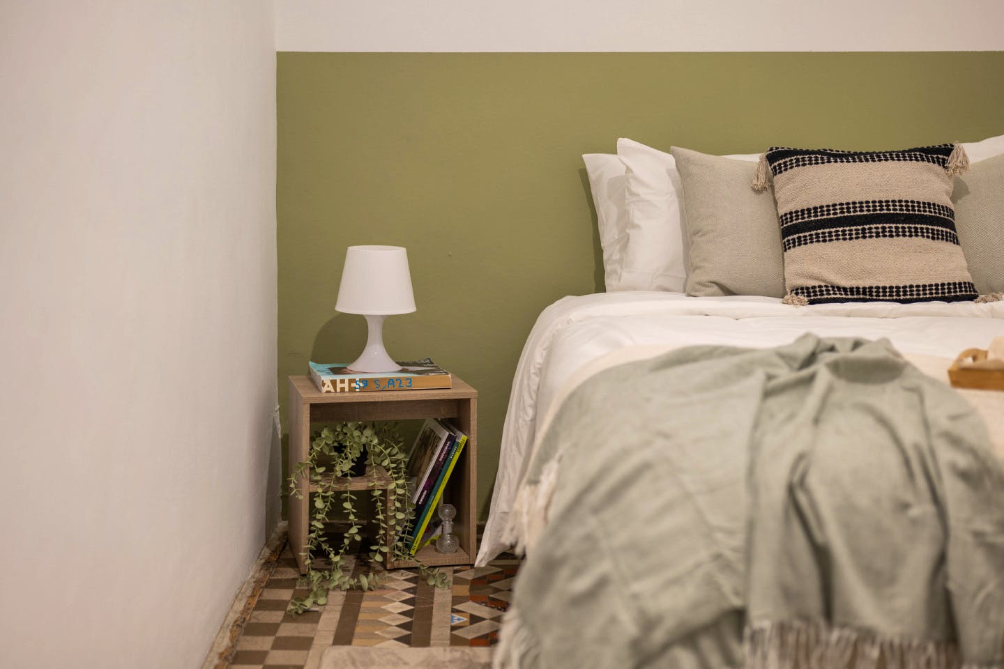 Modern Coliving Room in the Heart of Vibrant Ciutat Vella, Barcelona