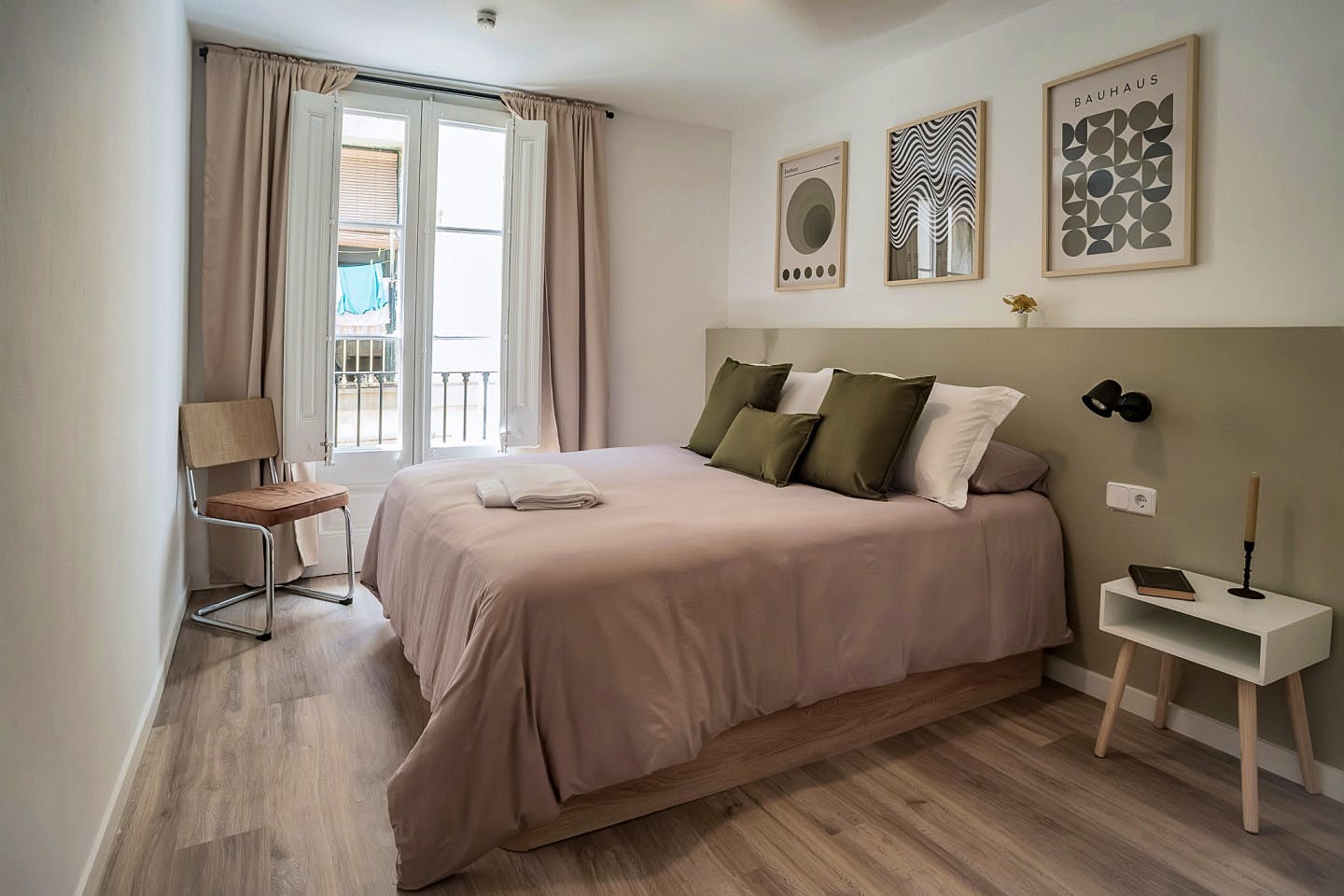 Renovated & Stylish apartment in El Born