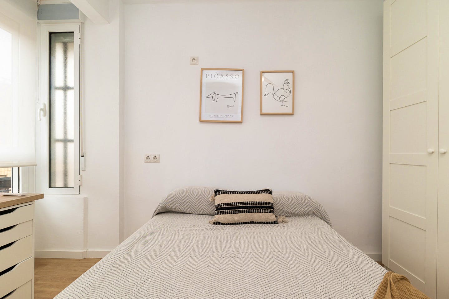 Vibrant Coliving Community in Tranquil Camins al Grau, Valencia