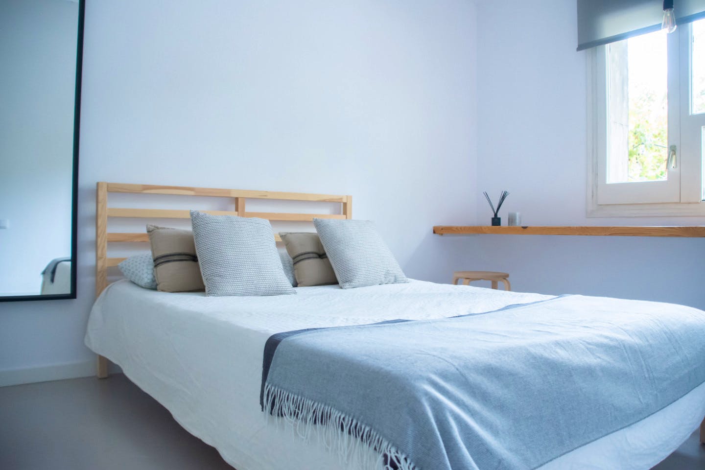 Stylish Coliving Room in Vibrant Gràcia