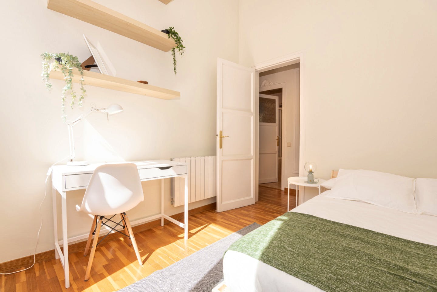 Luxurious Penthouse Coliving with Terraces in Elegant Sant Gervasi
