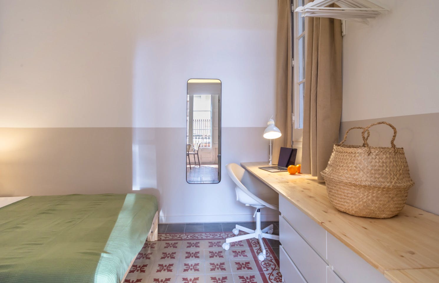 Designer Coliving Flat in Vibrant Sant Andreu, Barcelona